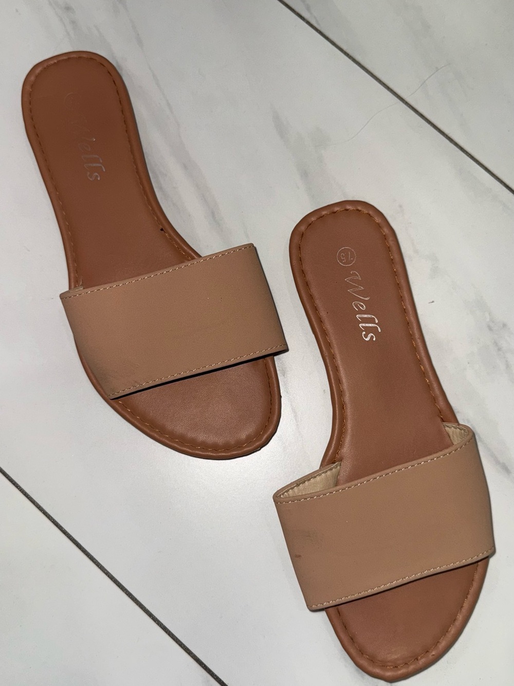 Women's Tan Slide Sandals